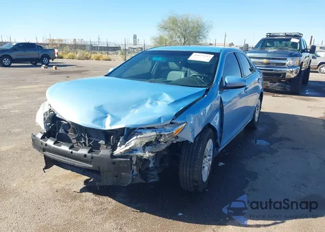 2012 Toyota Camry Hybrid Le z USA, uszkodzony, nr VIN 4T1BD1FK7CU052925